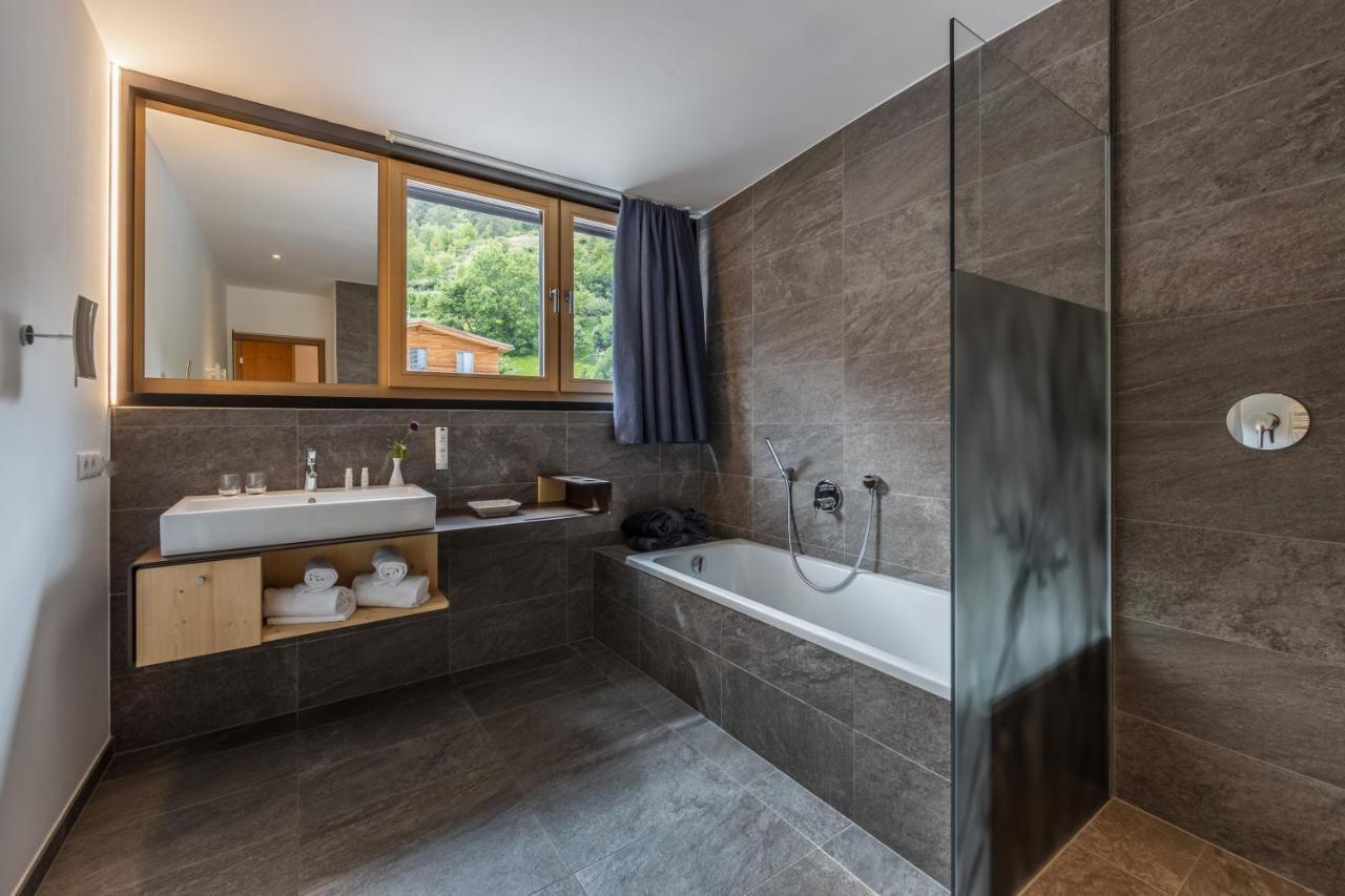 Suite with Terrace and Mountain View,1011687130:JPEG