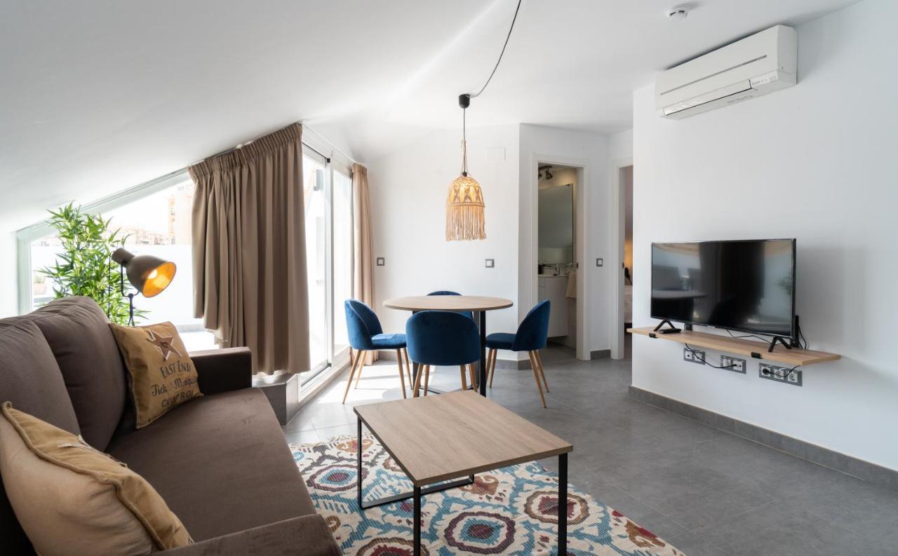 One-Bedroom Penthouse Apartment with Sea View,1032427082:JPEG