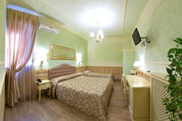 Dreibettzimmer