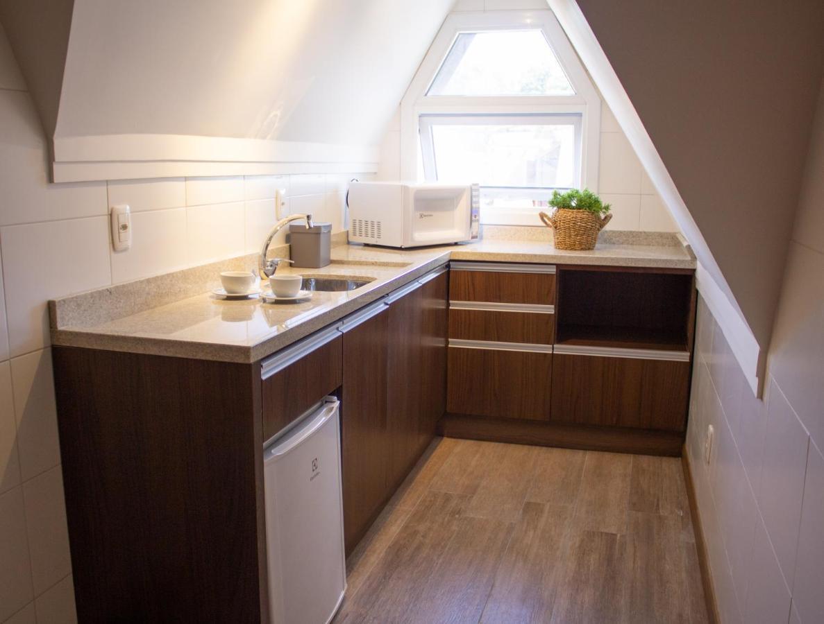 Suite with Hot Tub,1069436578:JPEG