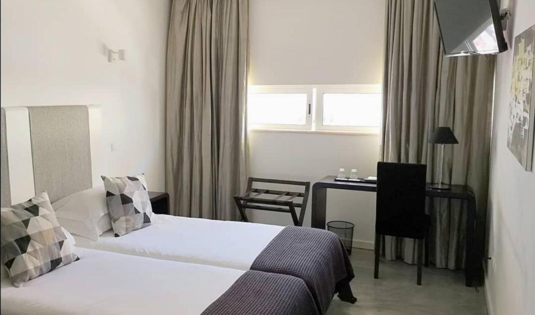 Quarto Twin Económico