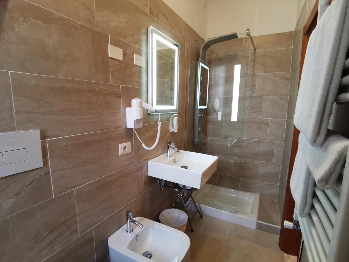 Camera Tripla con Bagno