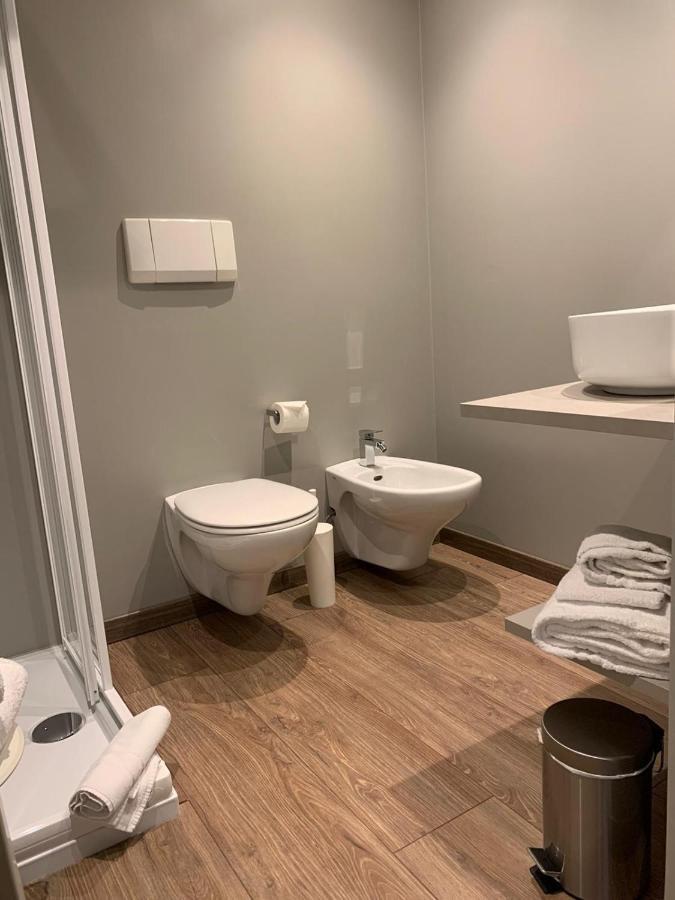 Quarto com 2 Camas de Solteiro