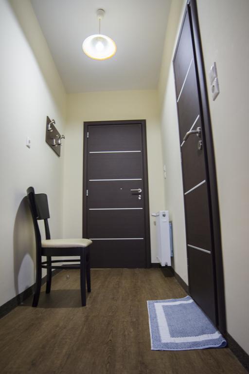 Lit dans Dortoir Mixte de 6 Lits avec Salle de Bains