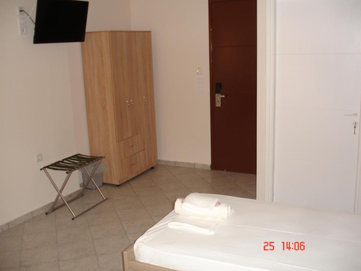 Camera Matrimoniale/Doppia con Letti Singoli con Bagno Privato
