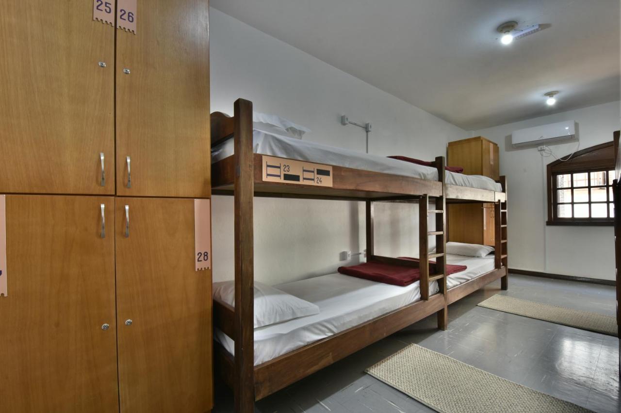 Cama em Beliche em Dormitório Feminino