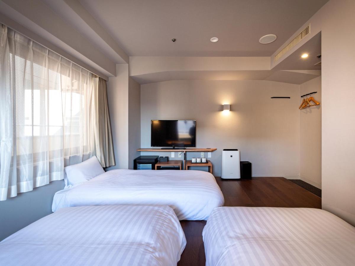 Deluxe Triple Room,1318643185:JPEG