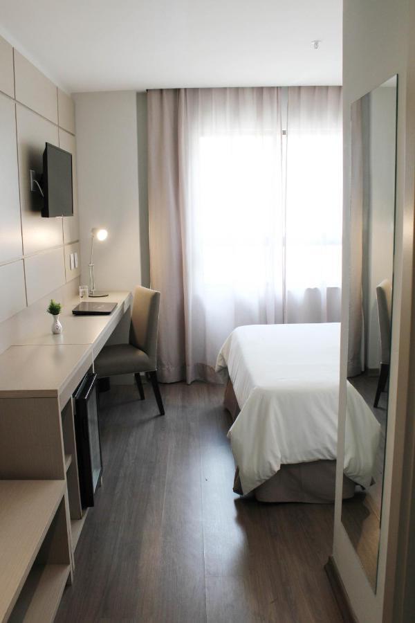 Quarto Duplo Standard