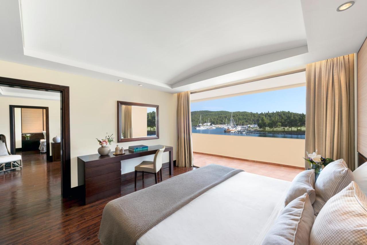 Grand Suite met 2 Slaapkamers en Uitzicht op Golfbaan