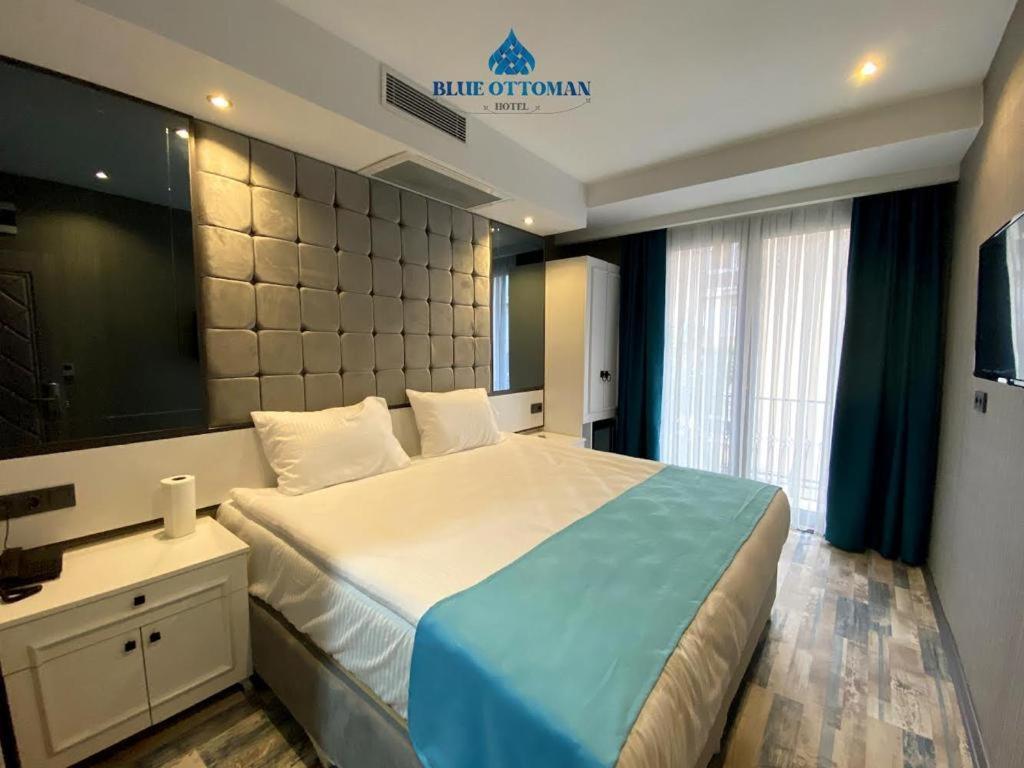 Deluxe Double Room with Balcony and Sea View