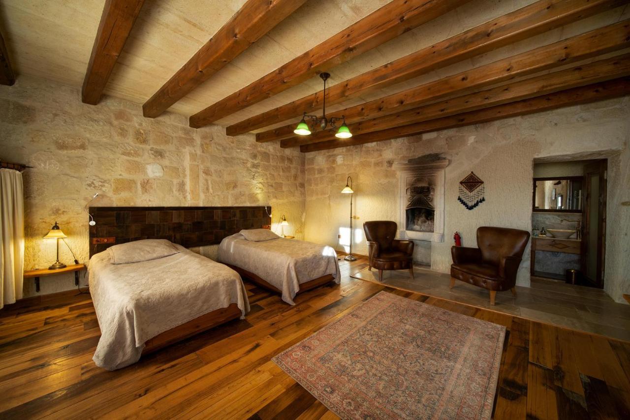 Superior Double or Twin Room with Mountain View