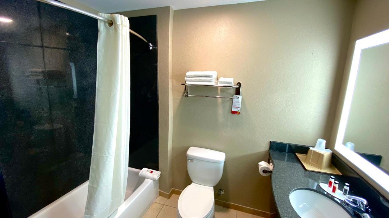 King Room - Non-Smoking