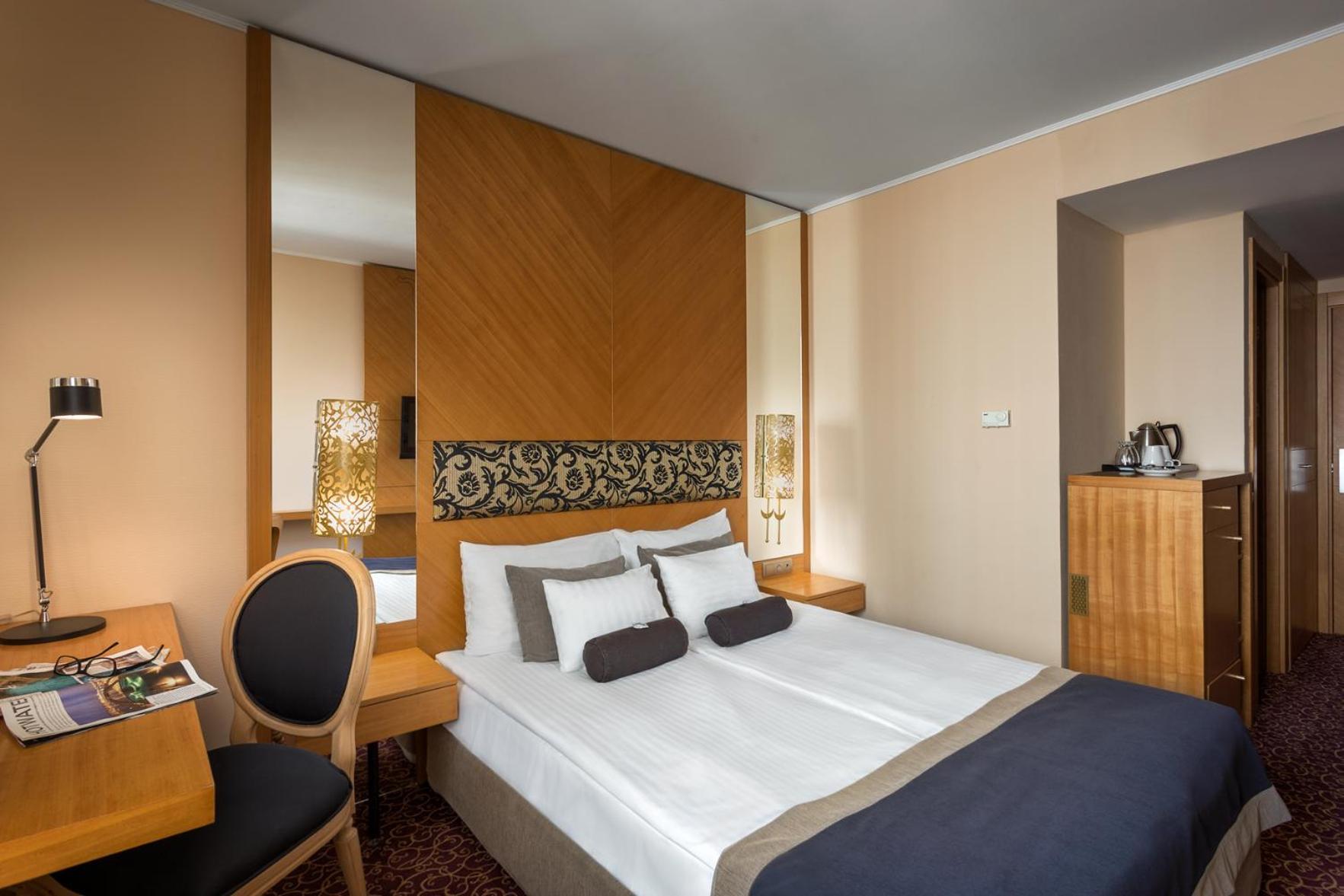 Quarto Duplo Standard