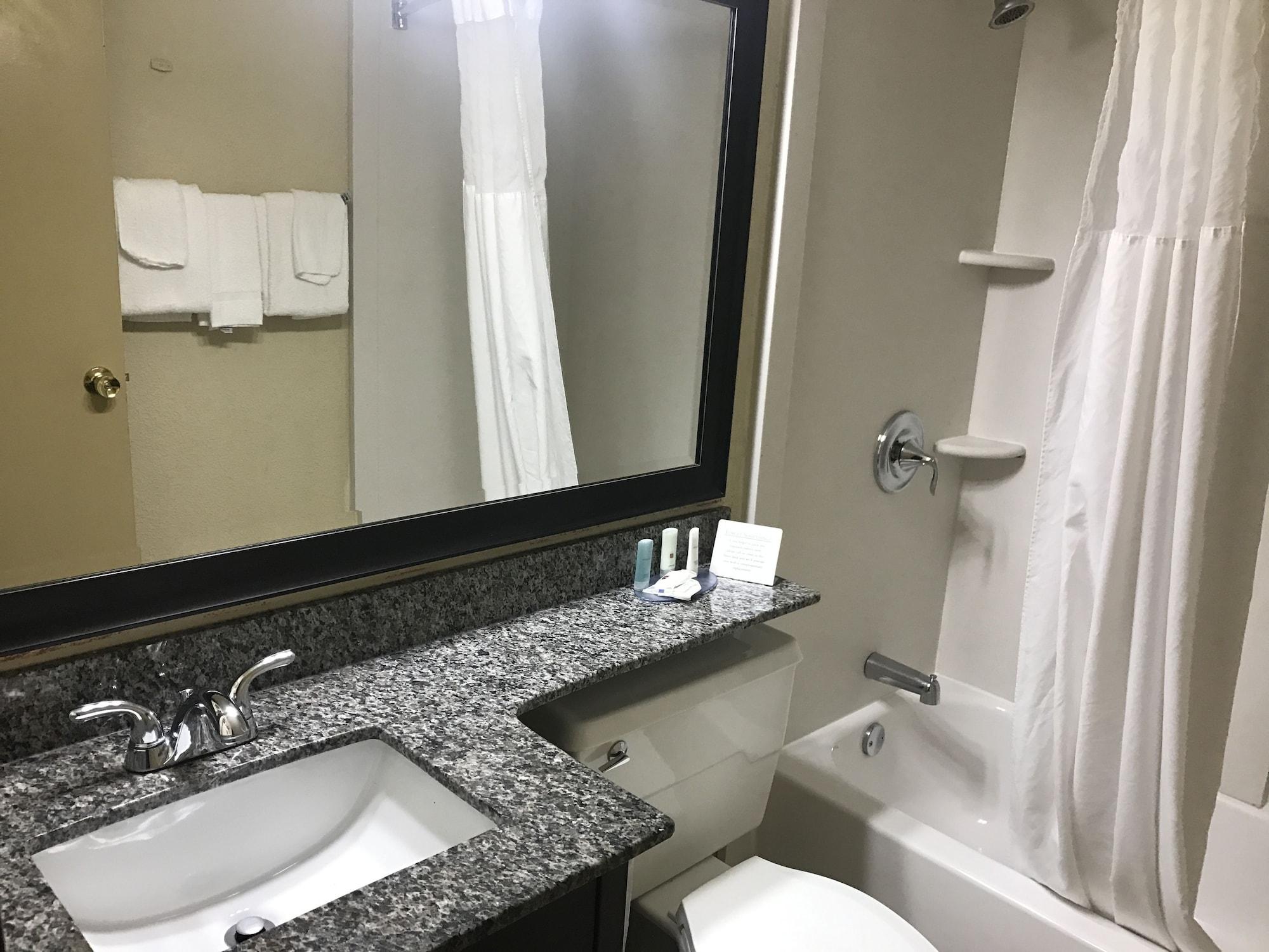 Double Room with Two Double Beds - Non-Smoking