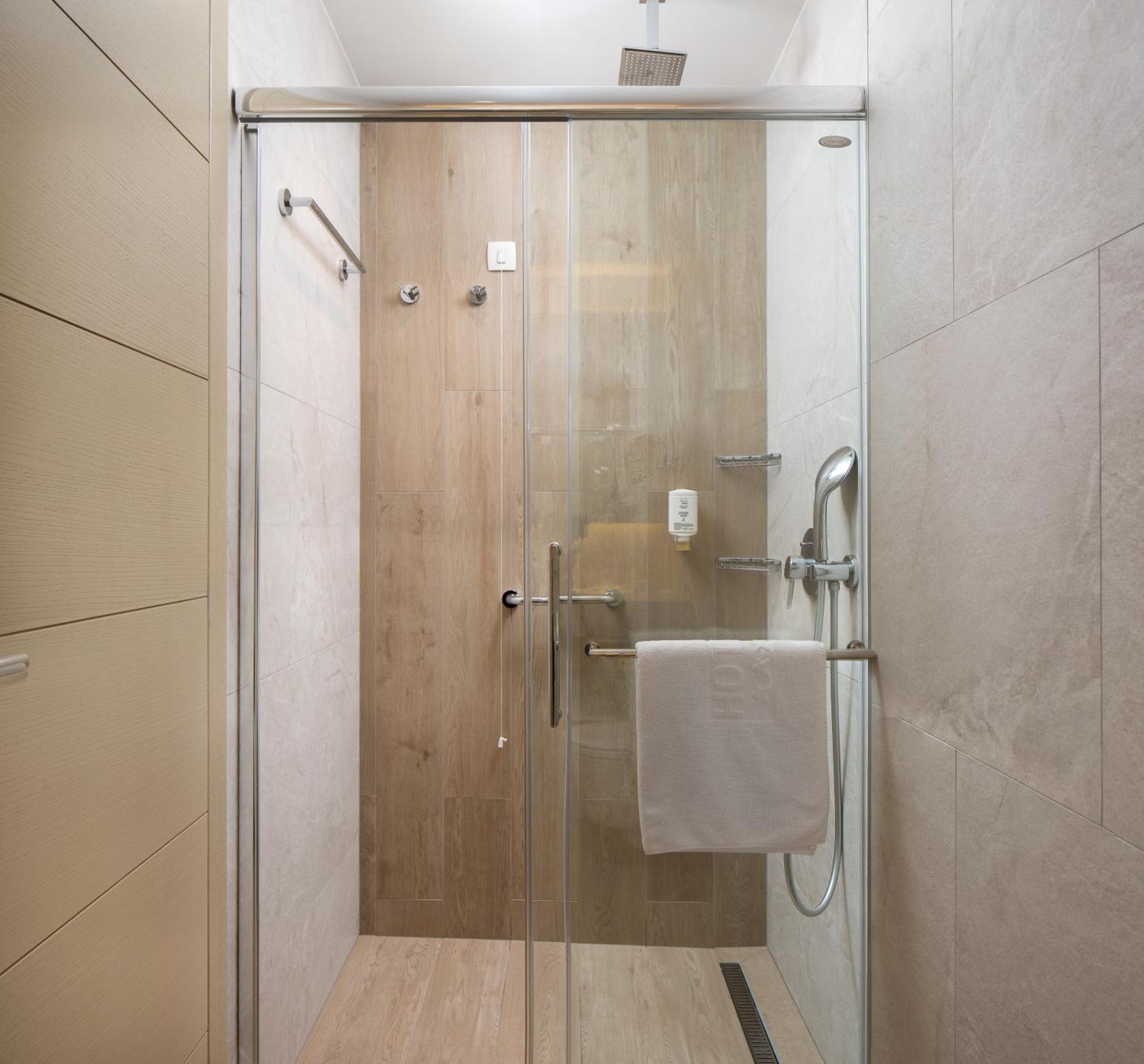 Deluxe Appartement met Terras en Bubbelbad