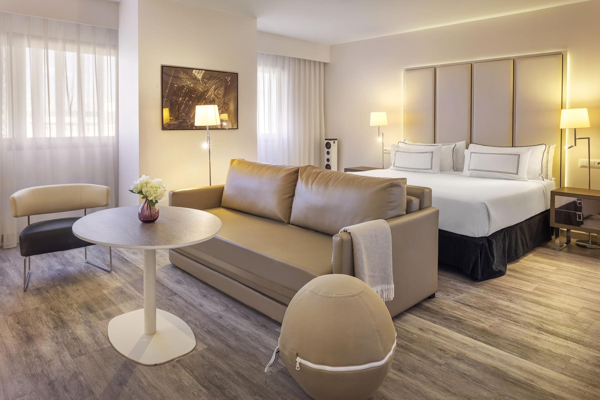 The Level Junior Suite,1234905620:JPEG