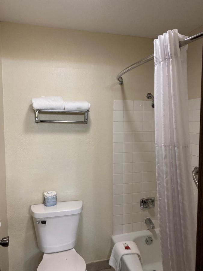 Double Room with Two Double Beds - Ground Floor/Non-Smoking