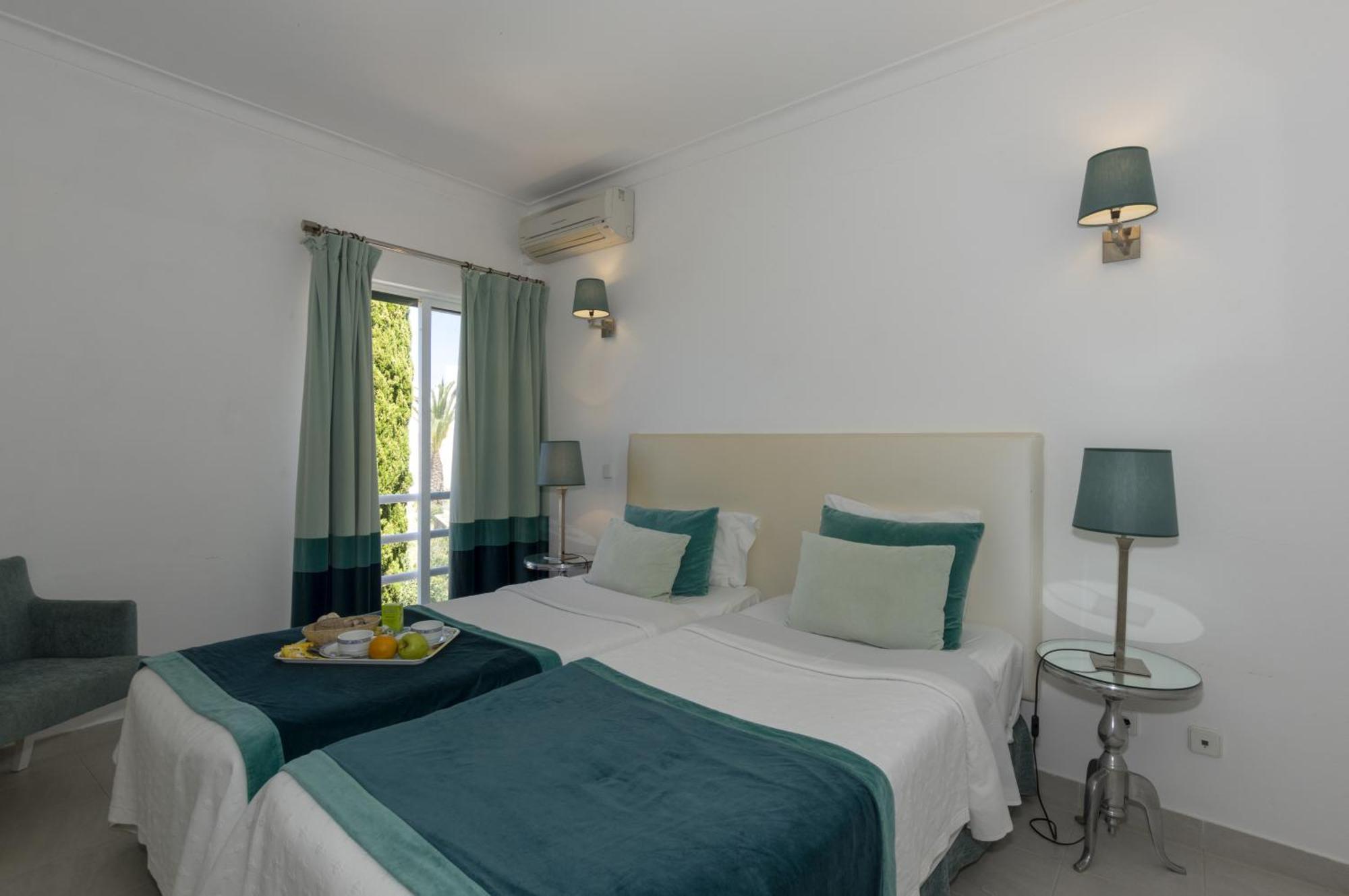 Villa met 2 Slaapkamers en Uitzicht op Zee