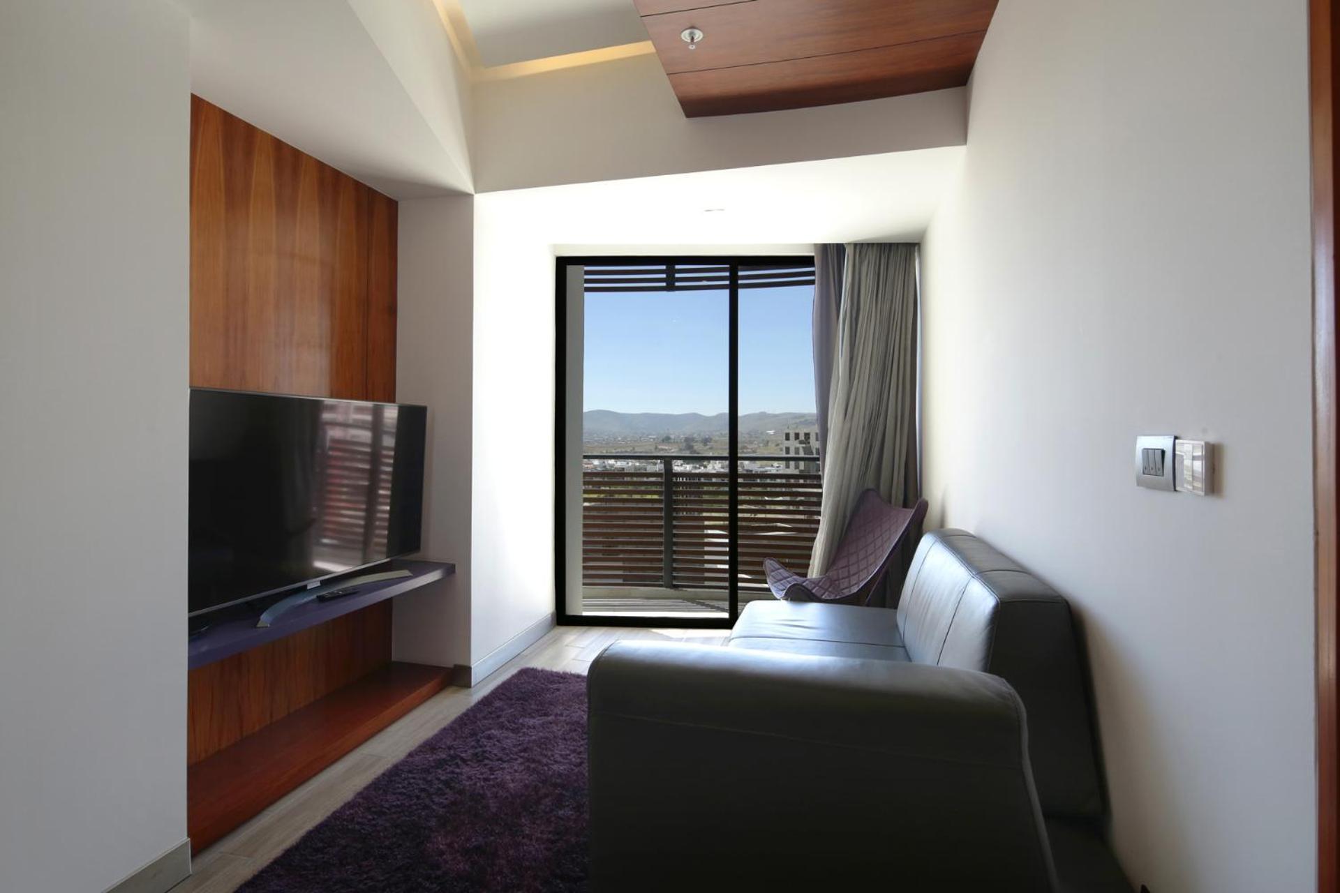 Superior King Suite,1660334405:JPEG