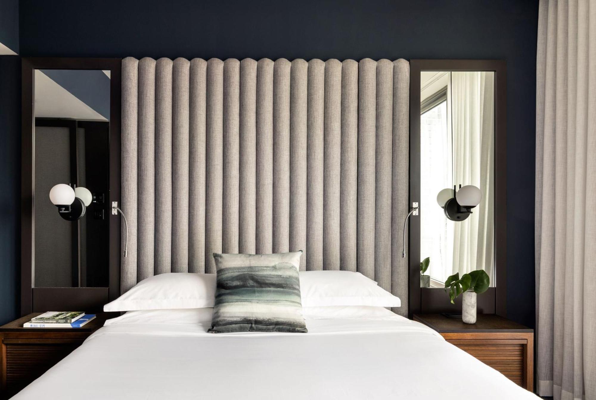 Suite 1 Chambre avec Baignoire et Douche à l’Italienne Séparées