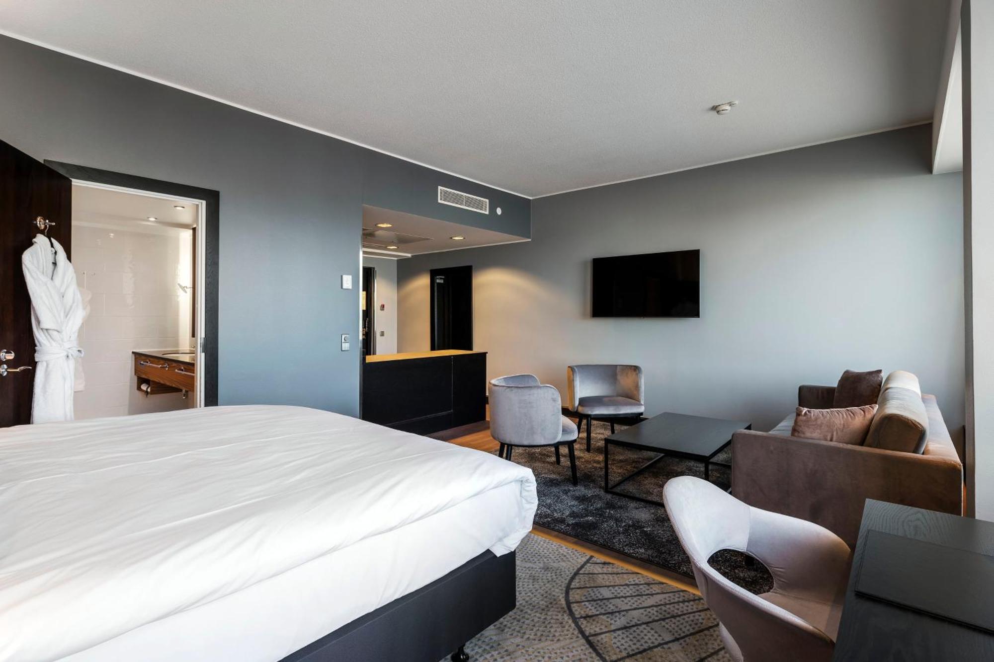 Suite Junior con sofá cama - Cama doble grande