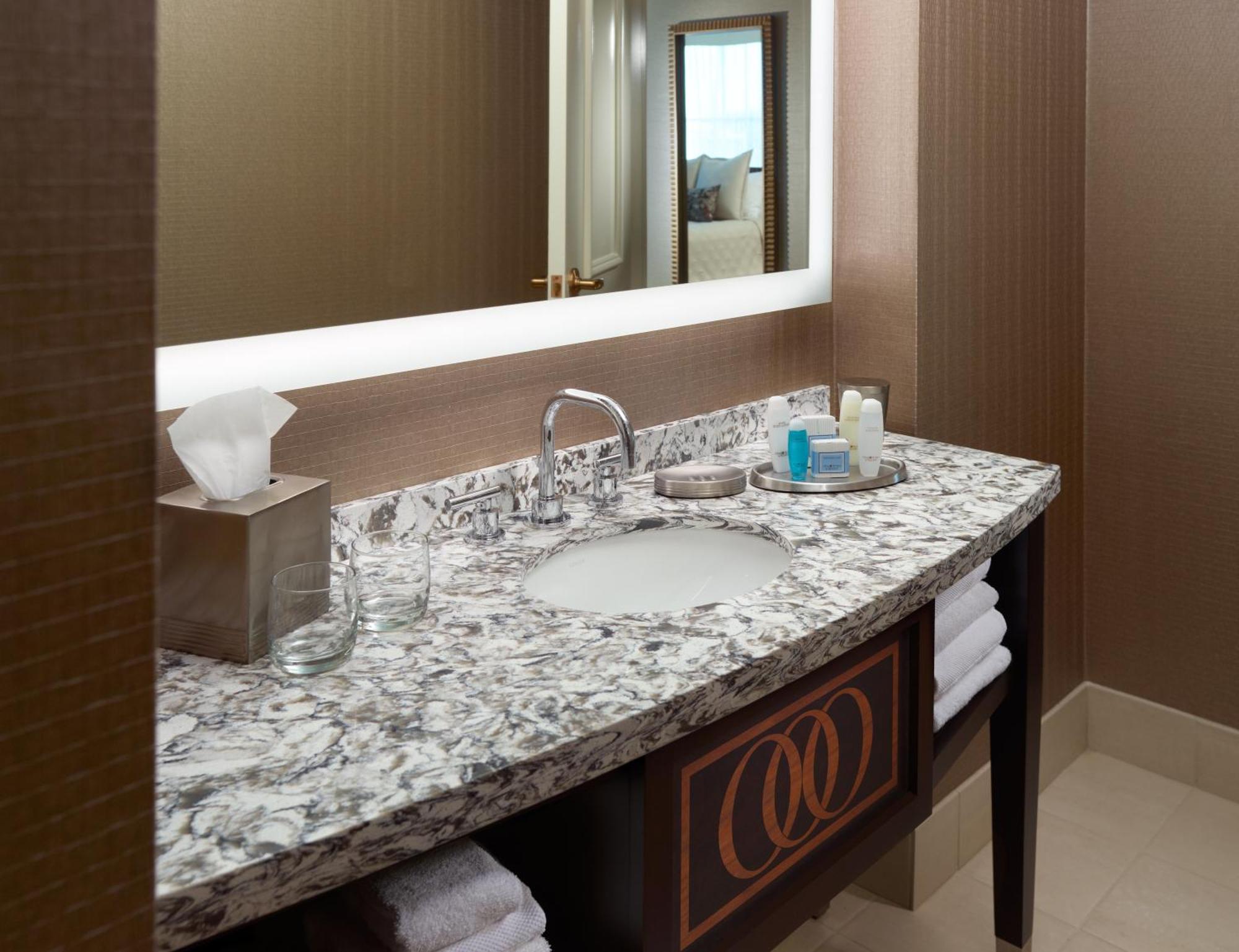 Deluxe Room - 2 Double Beds