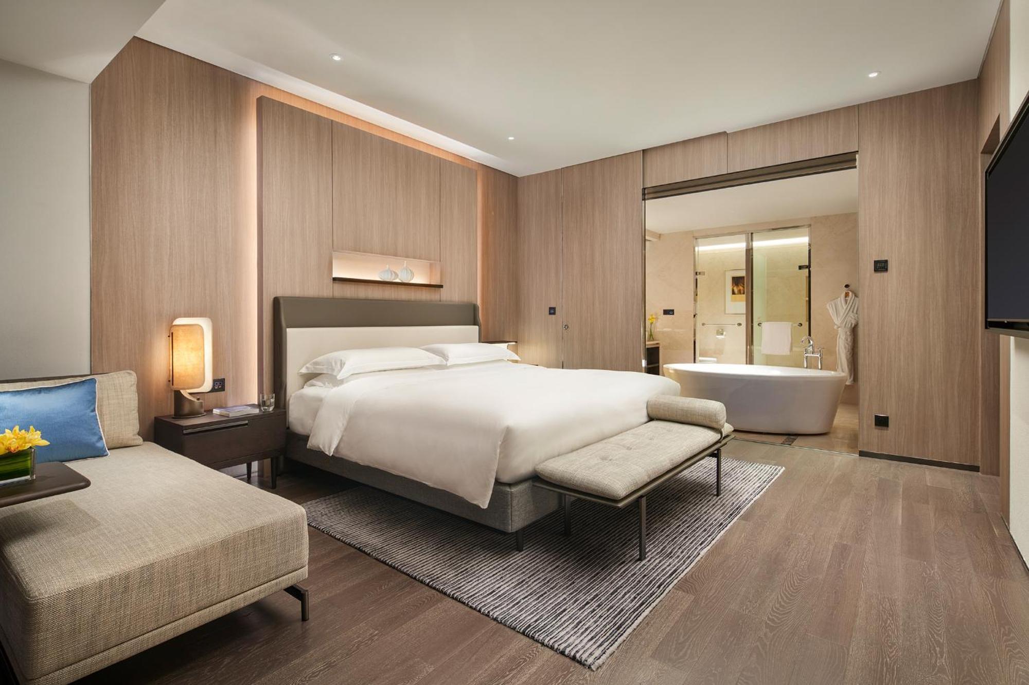 Grand Terrace Suite