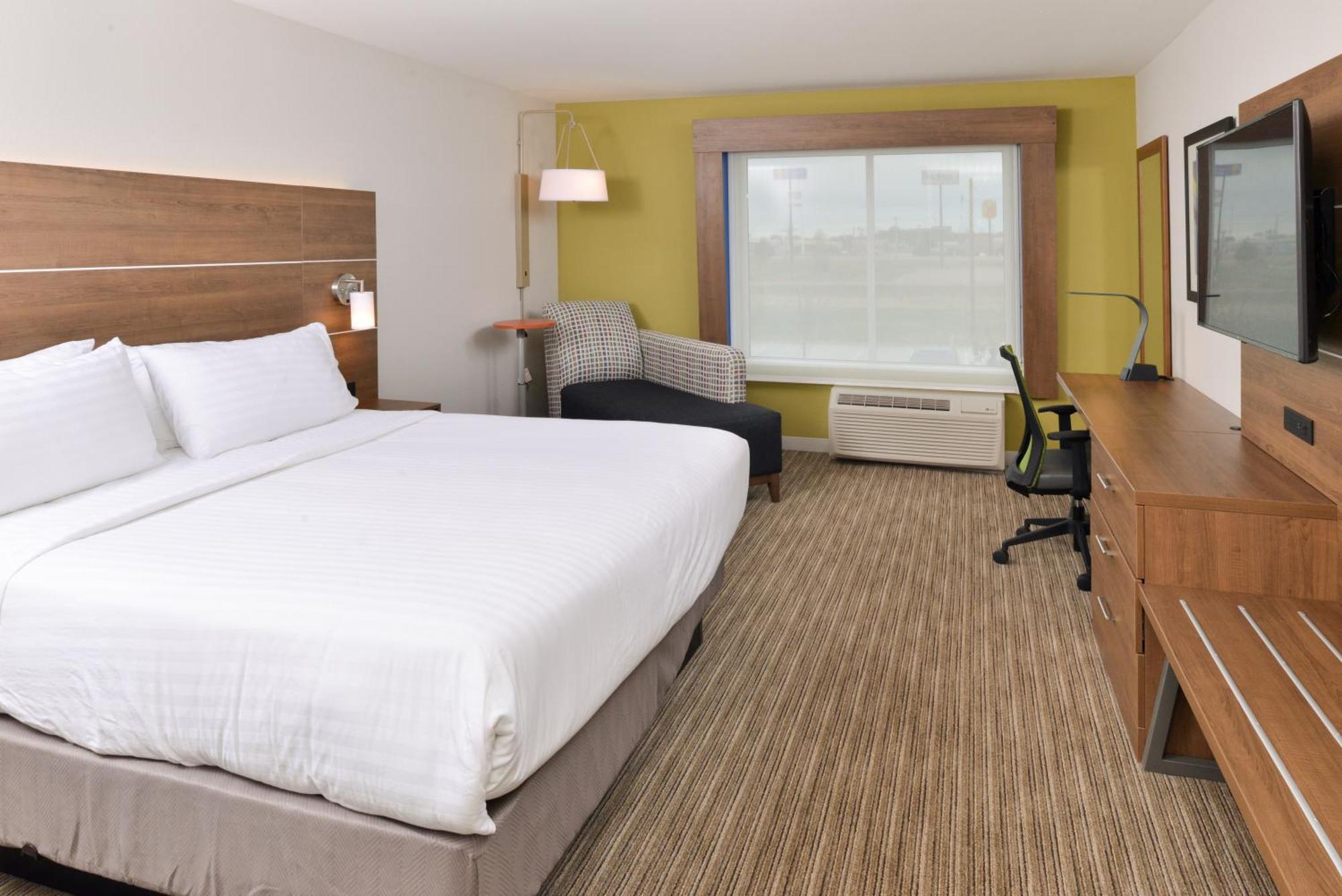 Standard King Room