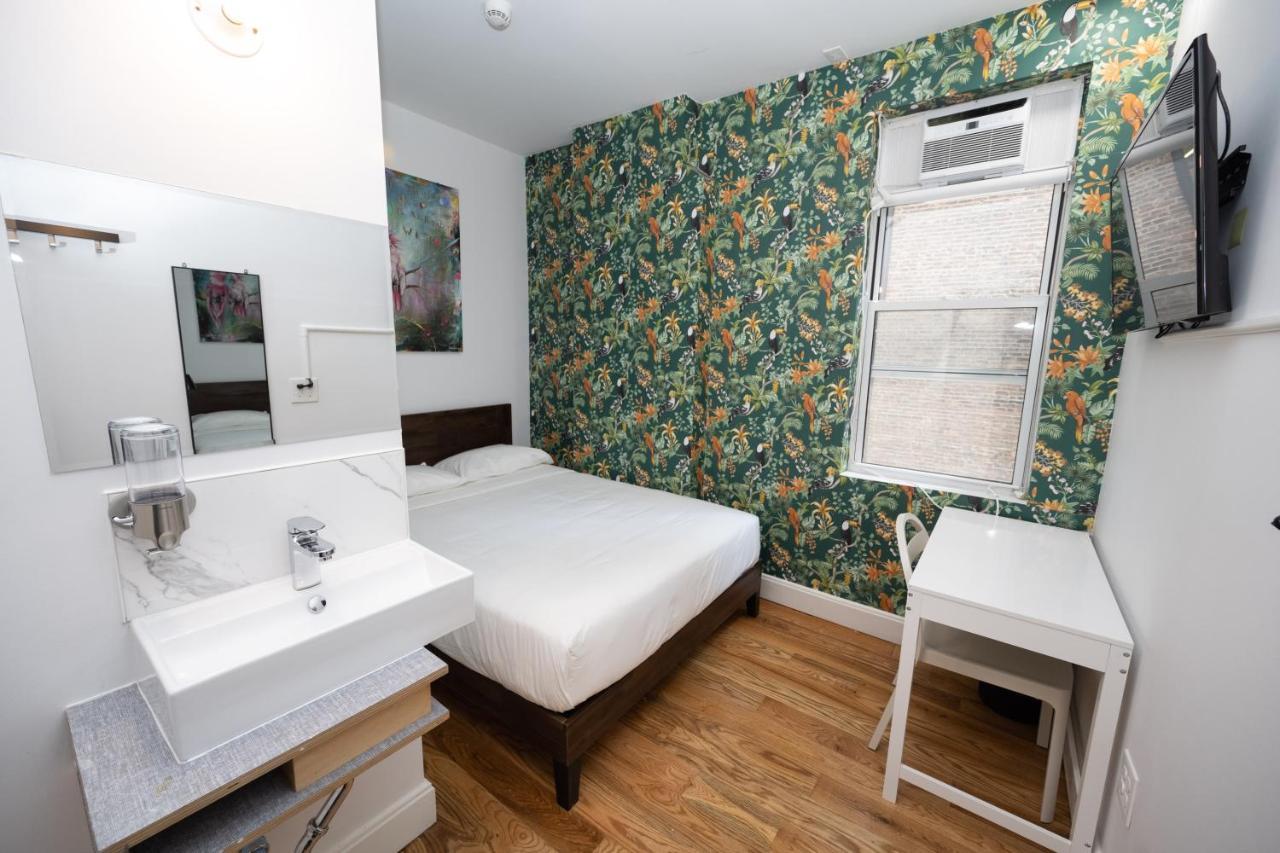 Chambre Lit King-Size avec Salle de Bains Commune