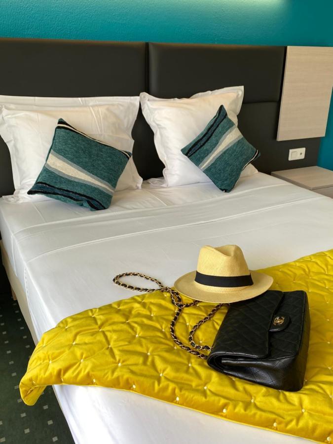 Double Room,1333505375:JPEG