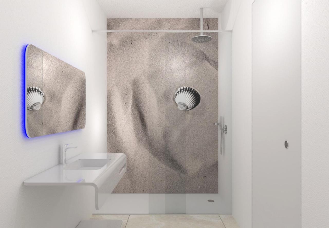 Doppelzimmer mit Whirlpool und eingeschränktem Meerblick