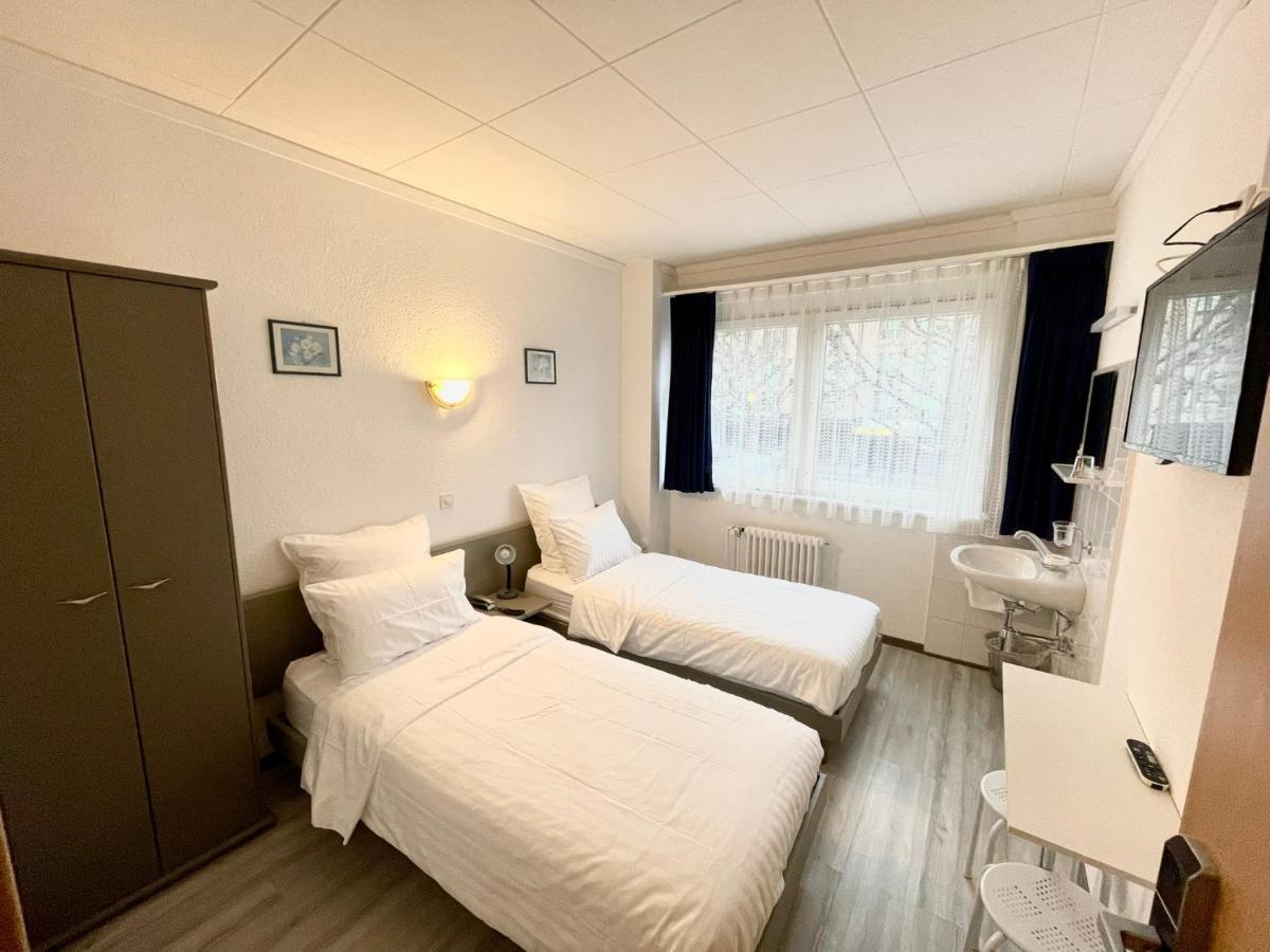 Twin Room with Shared Bathroom