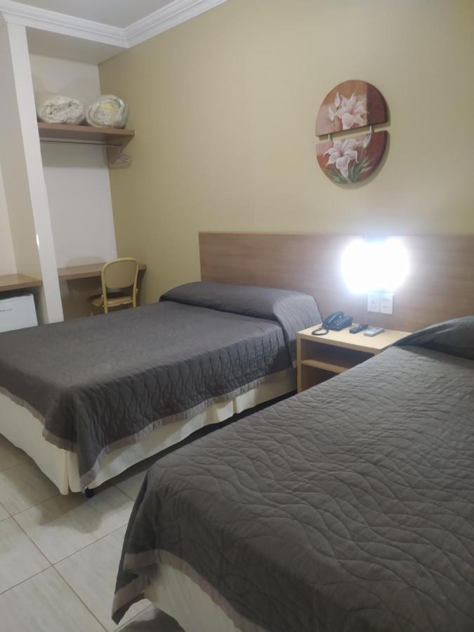 Quarto Duplo