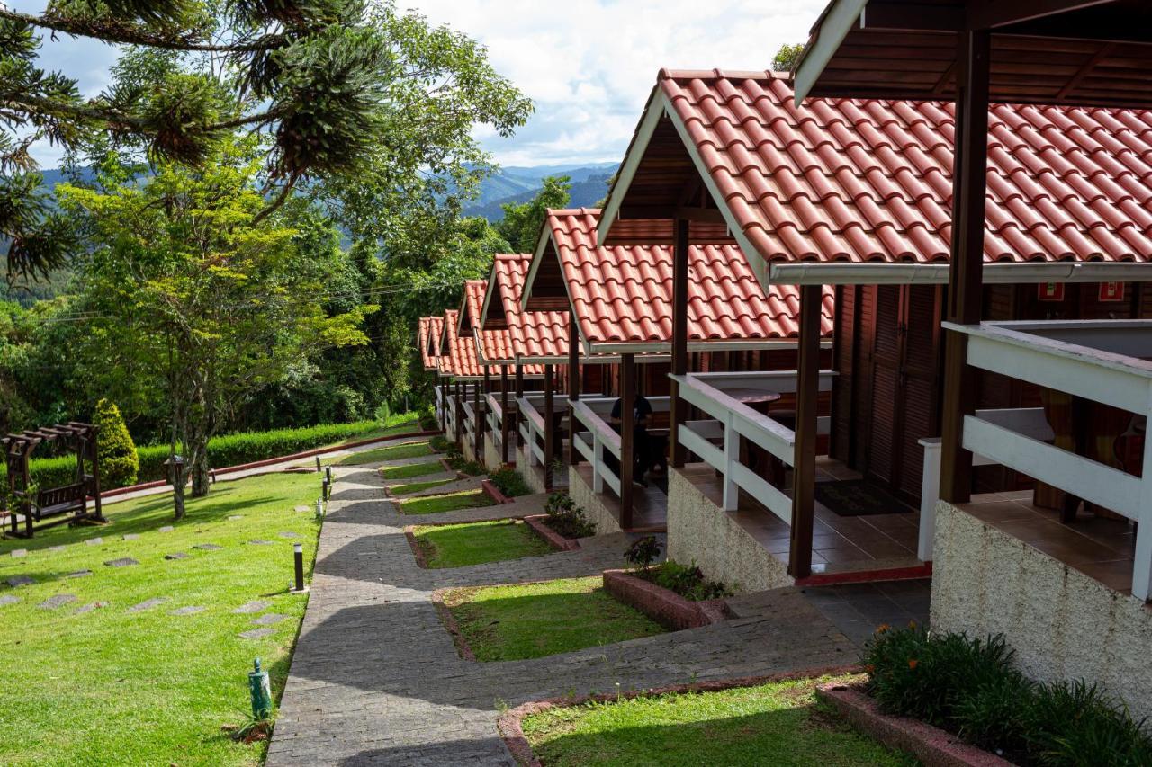 Chalet with Spa Bath,1517341888:JPEG