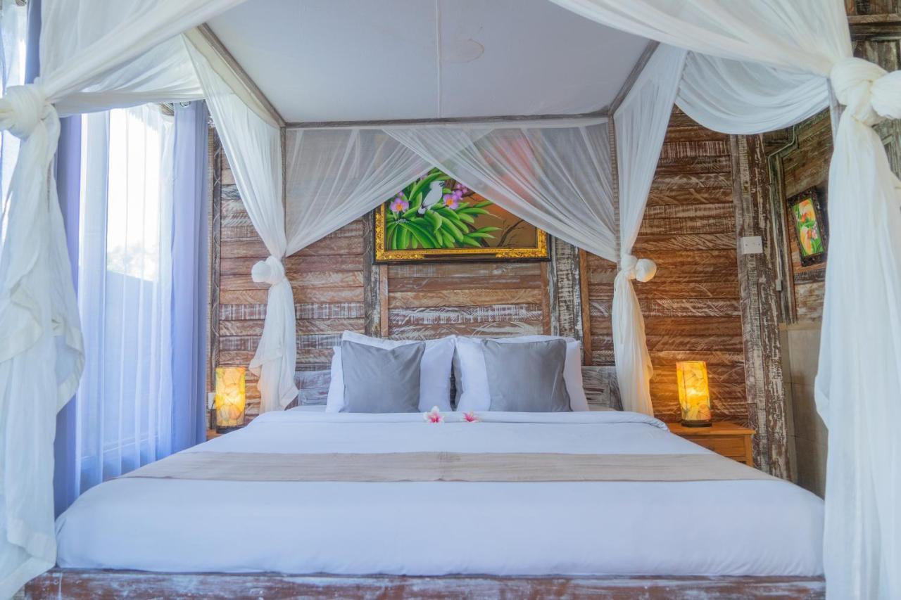 One-Bedroom Bungalow
