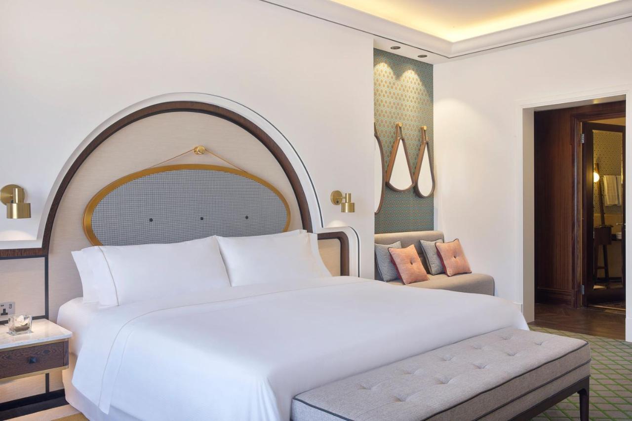 Hébergement Lit King-Size Deluxe avec Accès au Parc Aquatique Jungle Bay - Vue sur Horizon