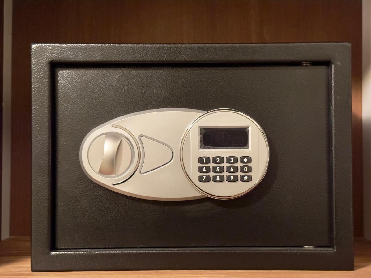 Standard Double Room,1361170316:JPEG