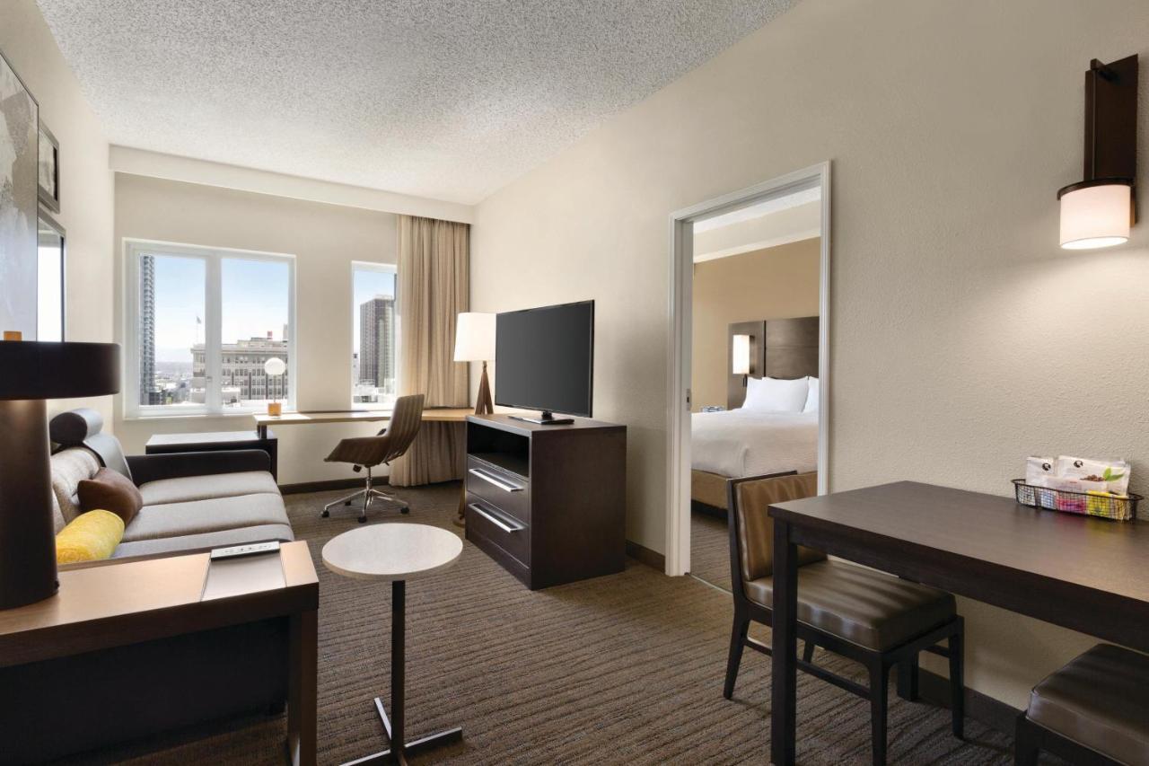 One-Bedroom Suite
