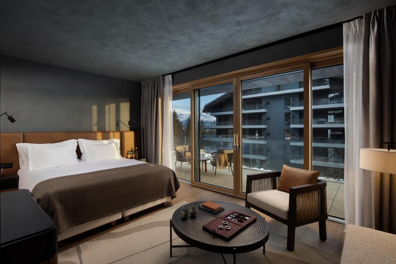 Suíte de 3 Quartos com Terraço