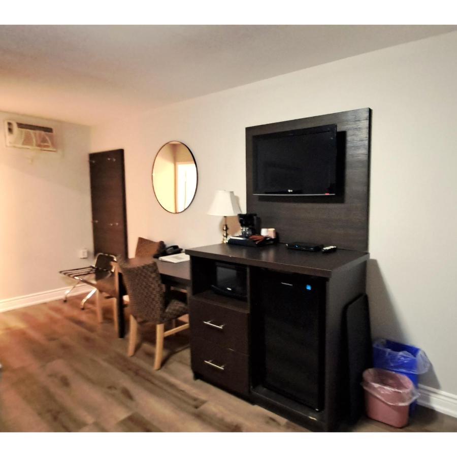 Standard Double Room with Two Double Beds