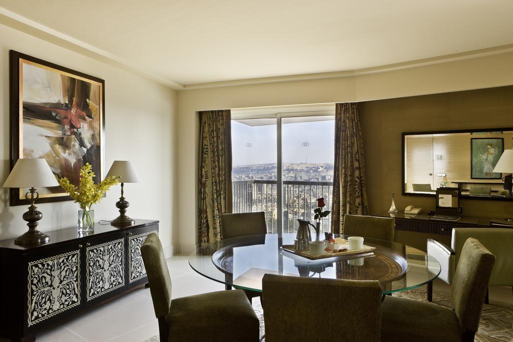 Suite Opéra avec Lit King-Size - Vue Panoramique sur le Nil