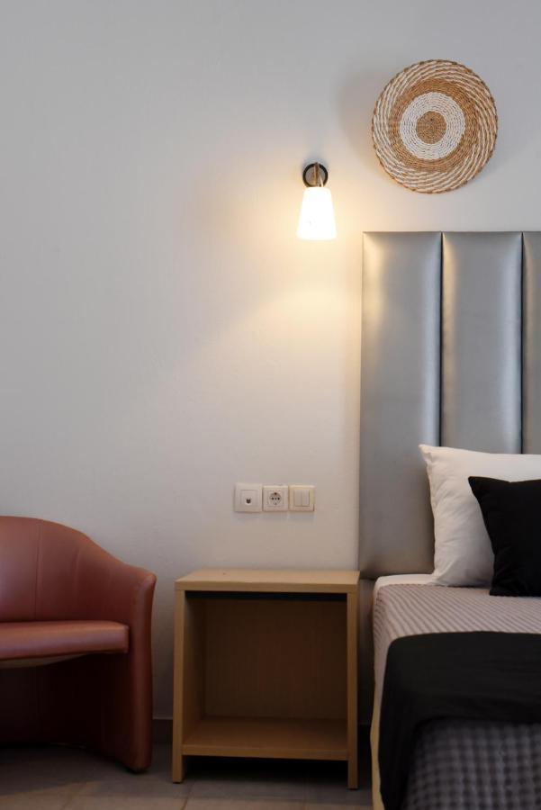 Doppel-/Zweibettzimmer mit Gartenblick