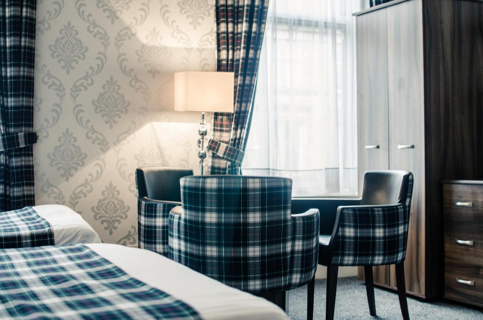 Dreibettzimmer