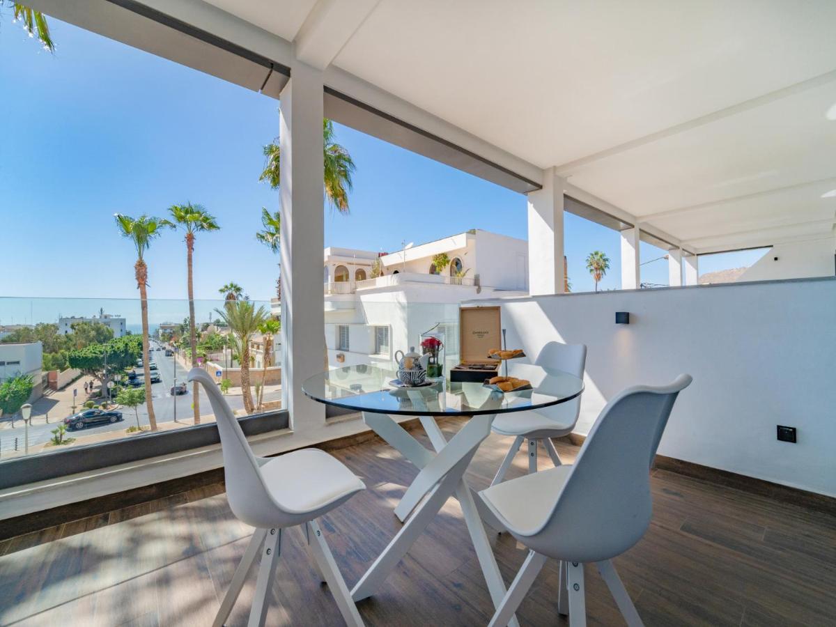 Chambre Lit Queen-Size avec Balcon
