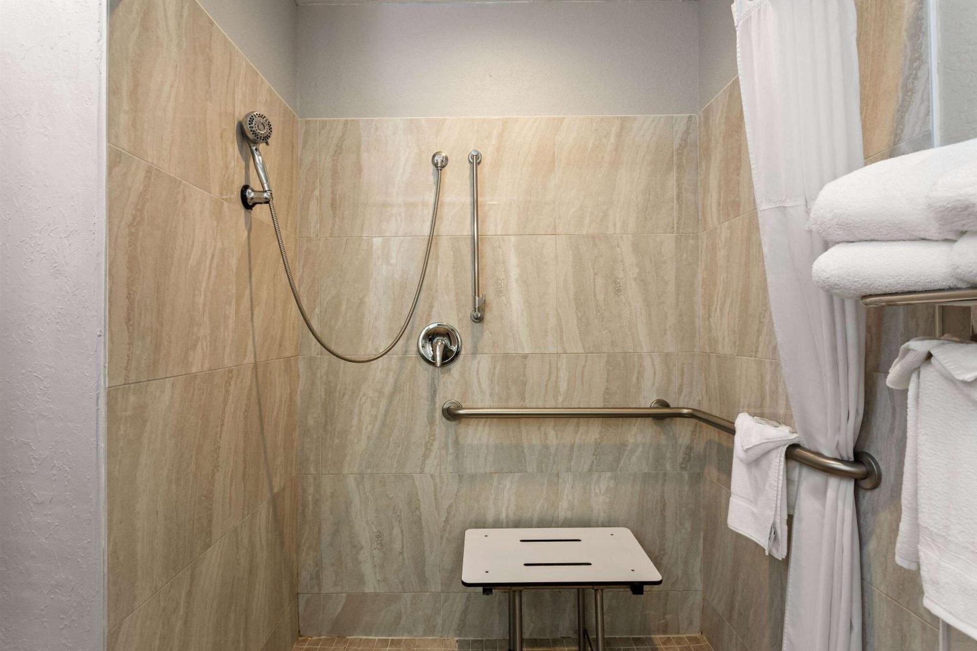 Queen Room with Two Queen Beds -  Mobility/Hearing Impaired Accessible/Non-Smoking