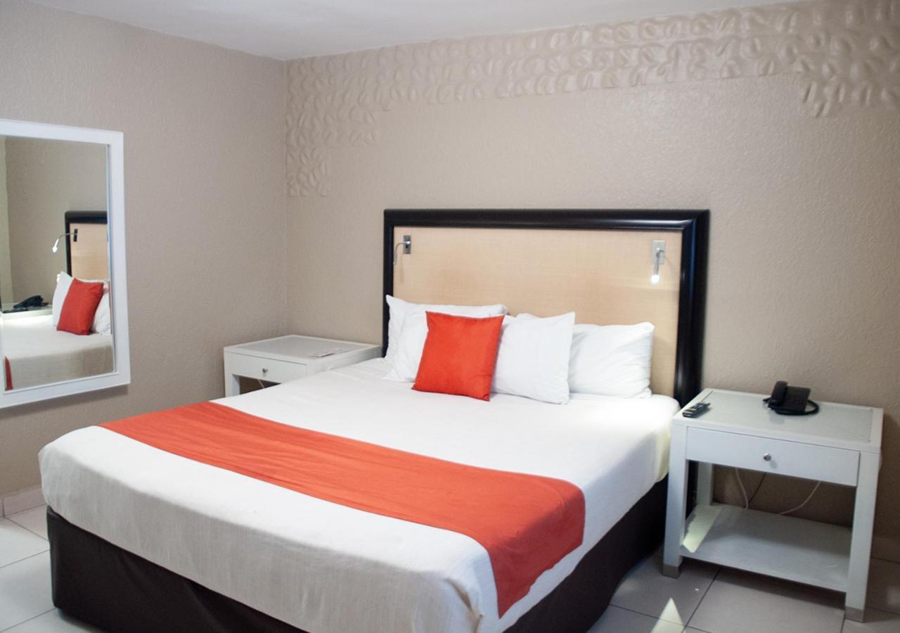 King Room,1524106882:JPEG