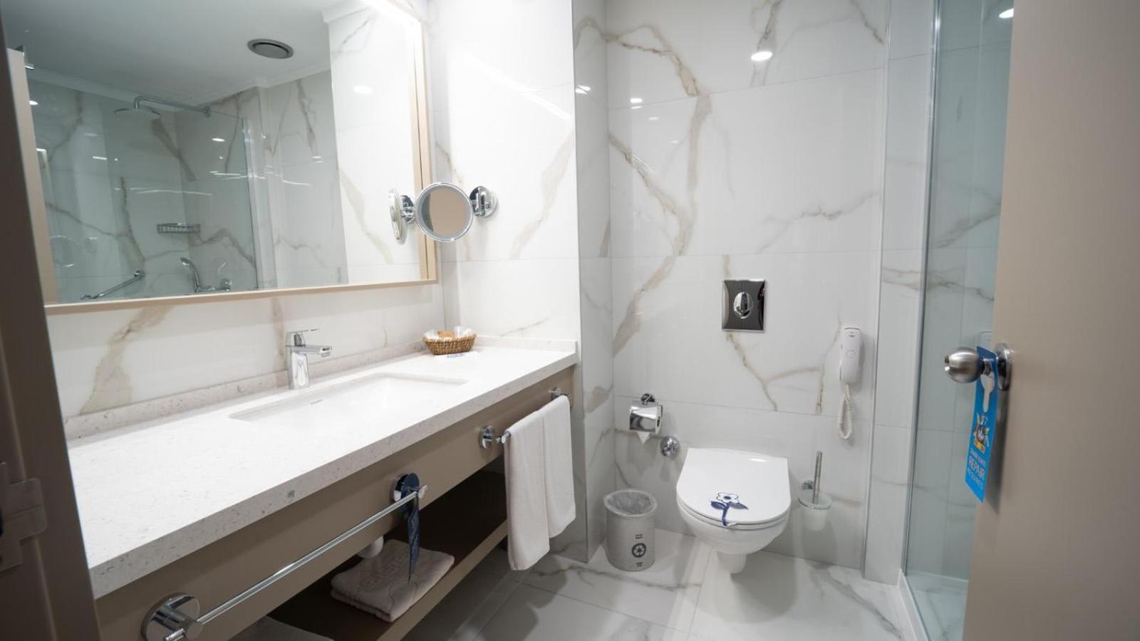 Double or Twin Room,1528262317:JPEG