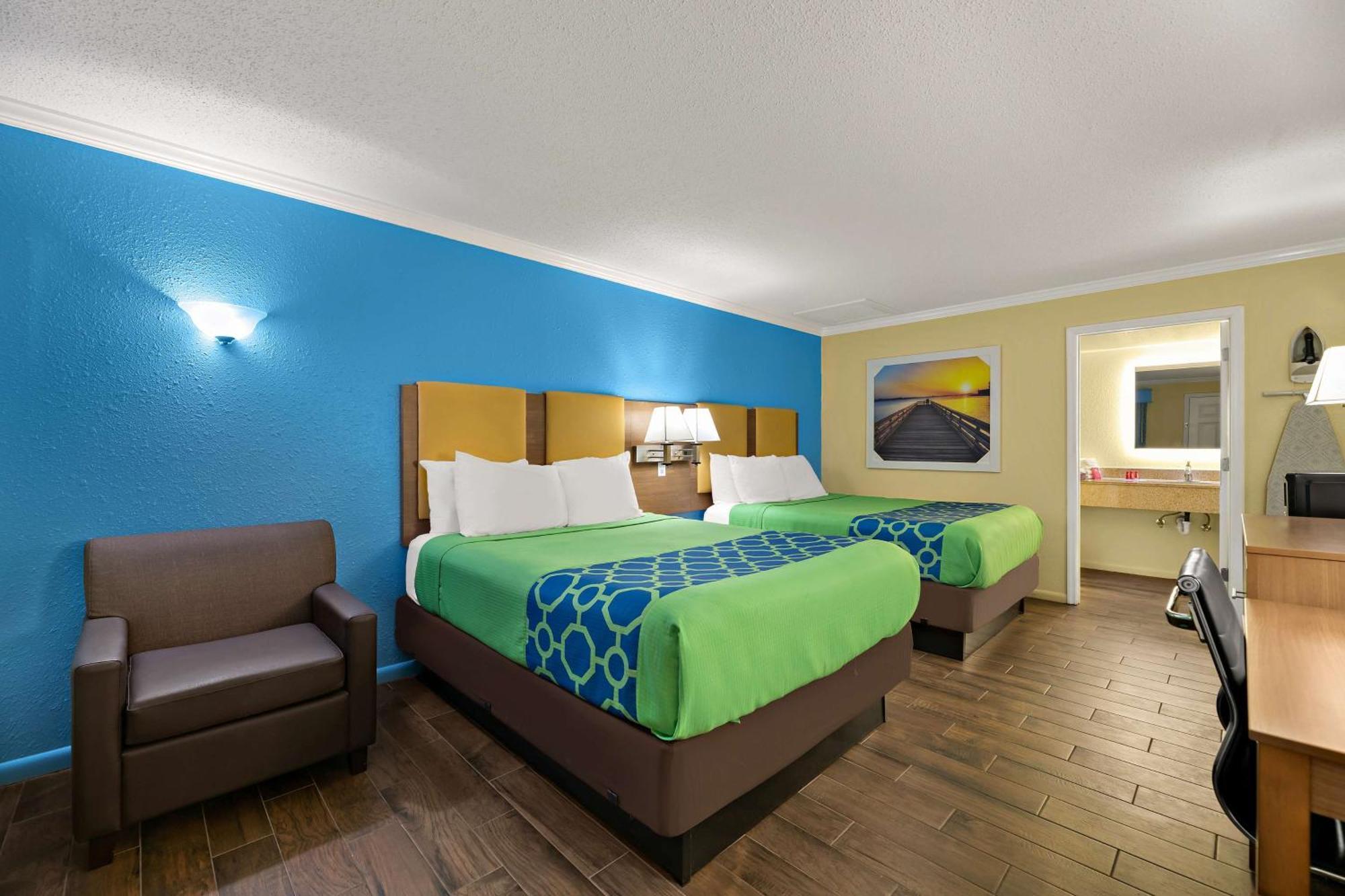 Quarto Queen com 2 Camas Queen-Size - Não Fumantes