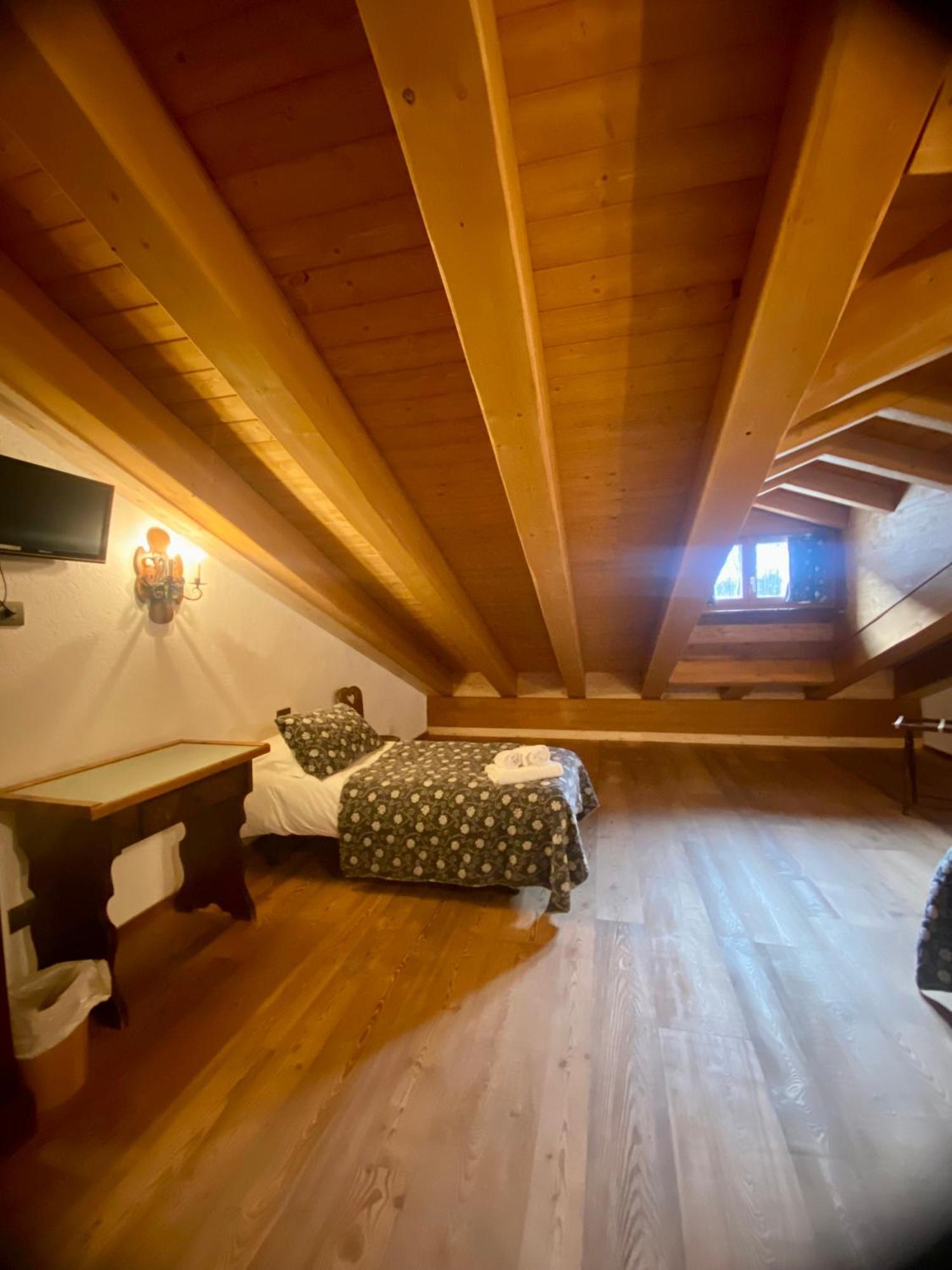 Classic Triple Room,1534754617:JPEG