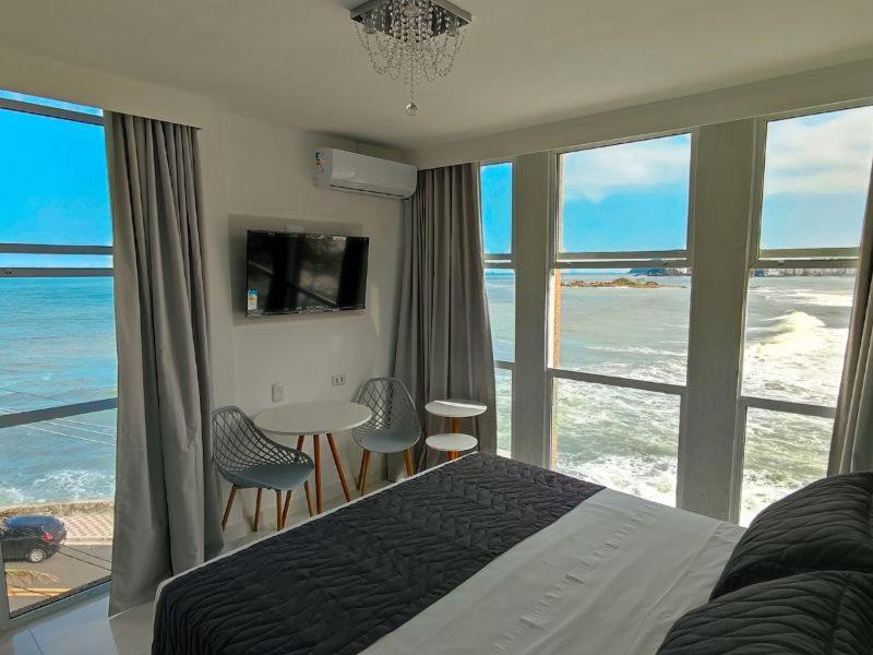 Deluxe Double Room Sea View,1537029310:JPEG